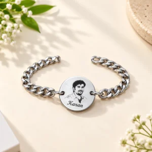 Personalized photo bracelet with custom name and round photo charm